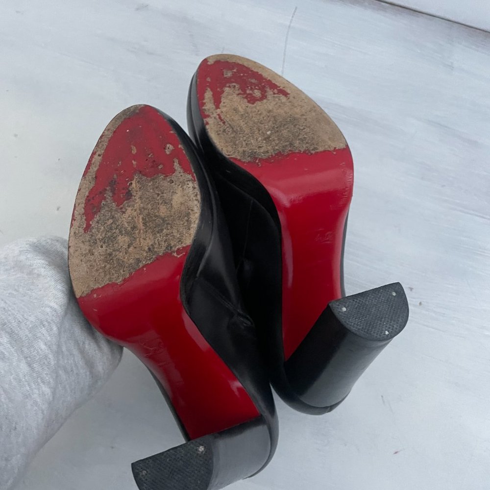 ❌SOLD❌Christian Louboutin Black Leather Booties Chunky Block High Heels Ankle - Picture 6 of 9